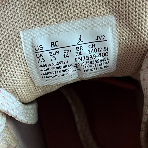 Nike Air Jordan 1 retro pastel sneakers 8C - Picture 3 of 16